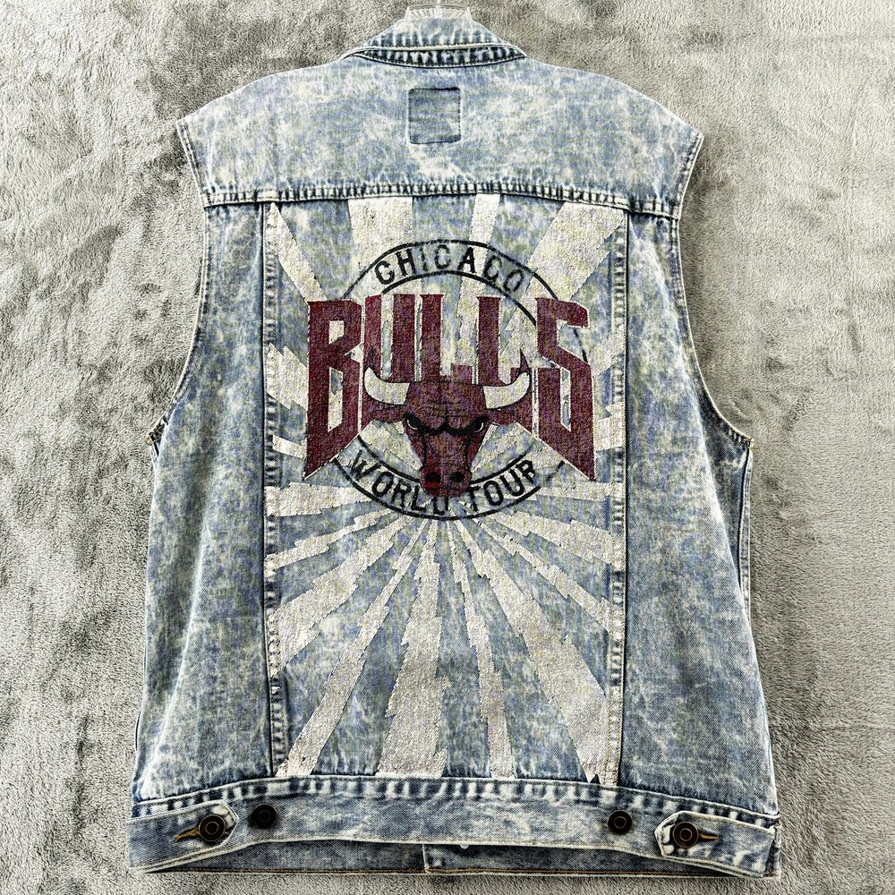 Mens XL Chicago Bulls World Tour Distressed Denim Vest NBA Button Pockets‎ Flaws - Picture 3 of 10